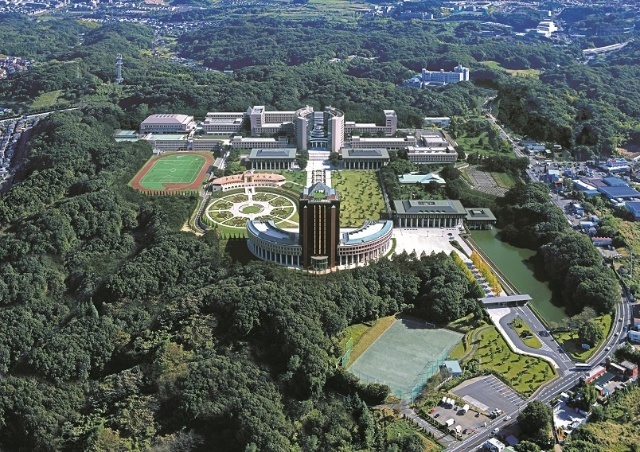 大学・短大　私立東京工科大学八王子キャンパス（大学・短大）まで1534m