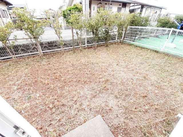 バルコニー　※別号室の写真です。