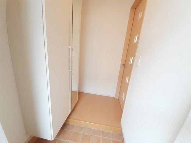 玄関　収納