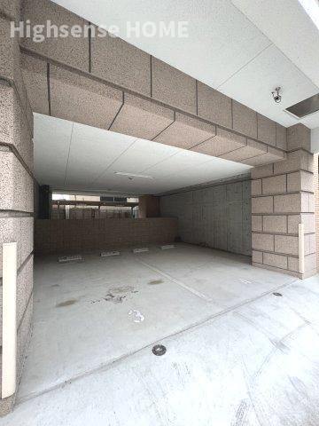 駐車場　車をお持ちの方に嬉しい駐車場付きの物件です