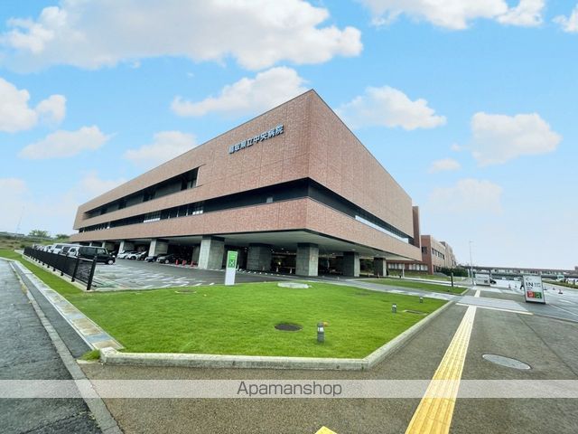 病院　県立中央病院（病院）まで773m