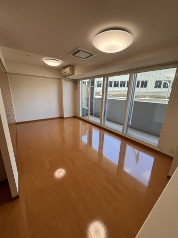 居室・リビング　※別部屋の参考写真