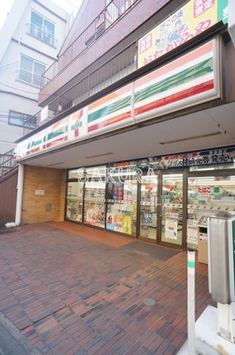 コンビニ　セブンイレブン 横浜長津田4丁目店（コンビニ）まで532m