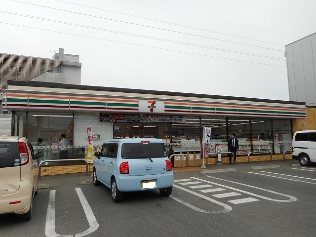 コンビニ　セブンイレブン備後府中国府店（コンビニ）まで1000m