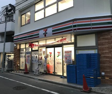 コンビニ　セブンイレブン 世田谷用賀2丁目店（コンビニ）まで78m