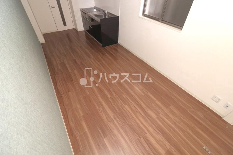 京阪本線 大和田駅 徒歩7分 3階建 築9年の居間写真