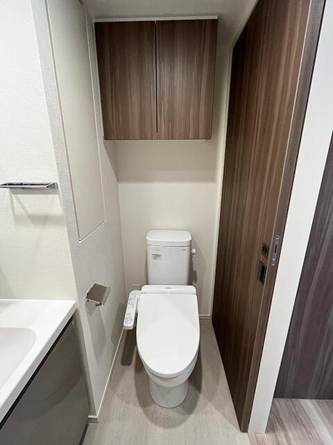 トイレ　※写真は同タイプ住戸です。