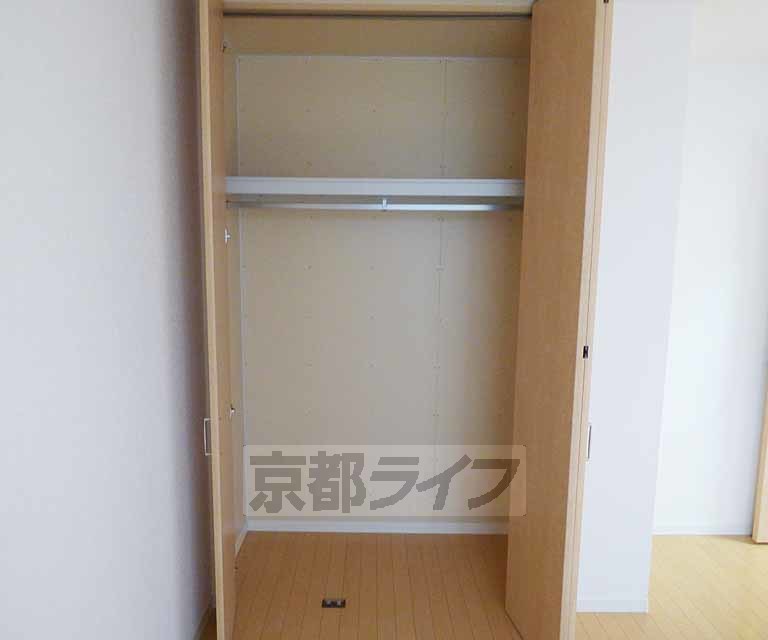収納　広々とした収納です。