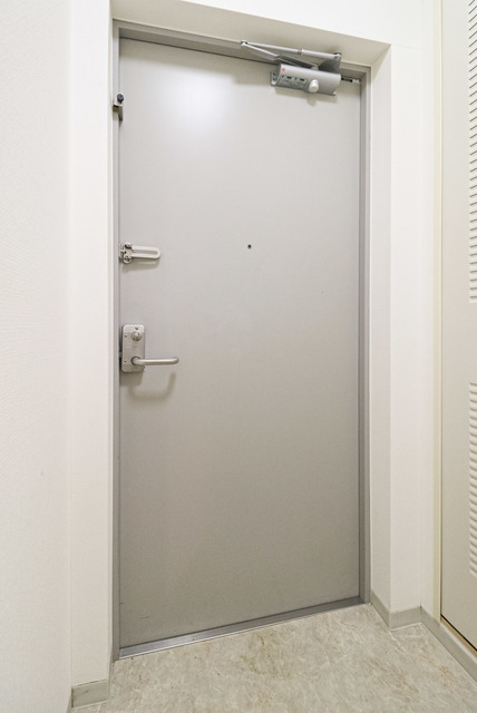 URコンフォール鶴瀬の玄関写真