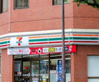 コンビニ　セブンイレブン 九段南大妻通り店（コンビニ）まで109m