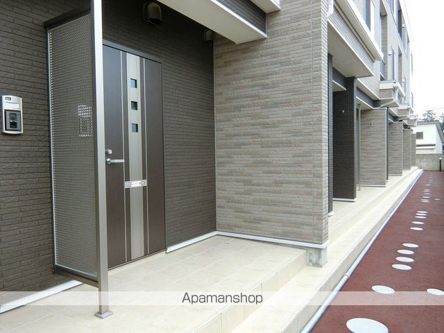 妙高はねうまライン 南高田駅 徒歩10分 3階建 築10年の外観写真