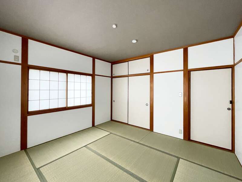 宝塚市野上6丁目貸家の居間写真