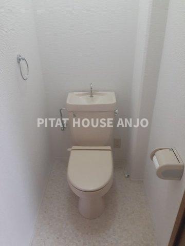 トイレ　ゆったりとした空間のトイレです