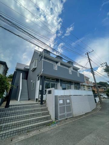 京急久里浜線 津久井浜駅 徒歩7分 2階建 築39年の外観写真