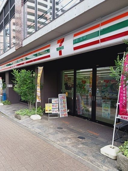 コンビニ　セブンイレブン上池袋４丁目店（コンビニ）まで127m