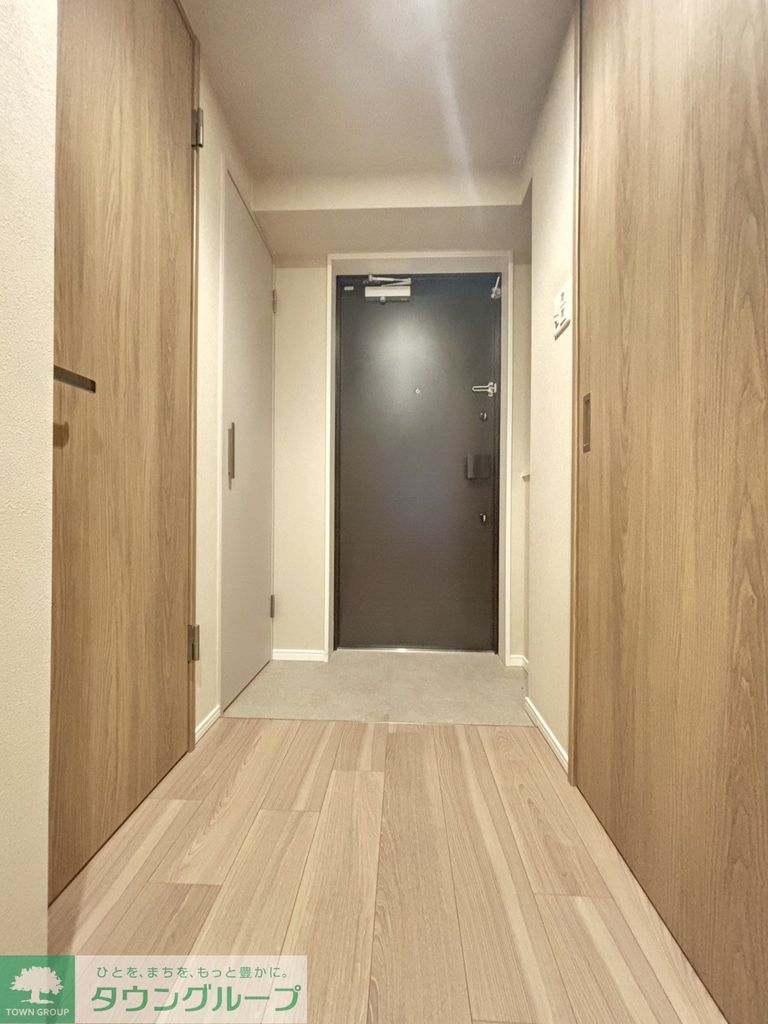 シーズンフラッツ新大阪SOUTHの玄関写真