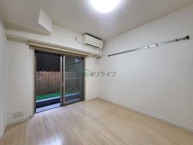 居室・リビング　別部屋参考写真となります。