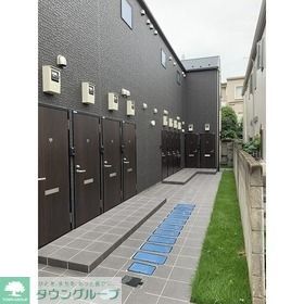 建物外観　エントランス