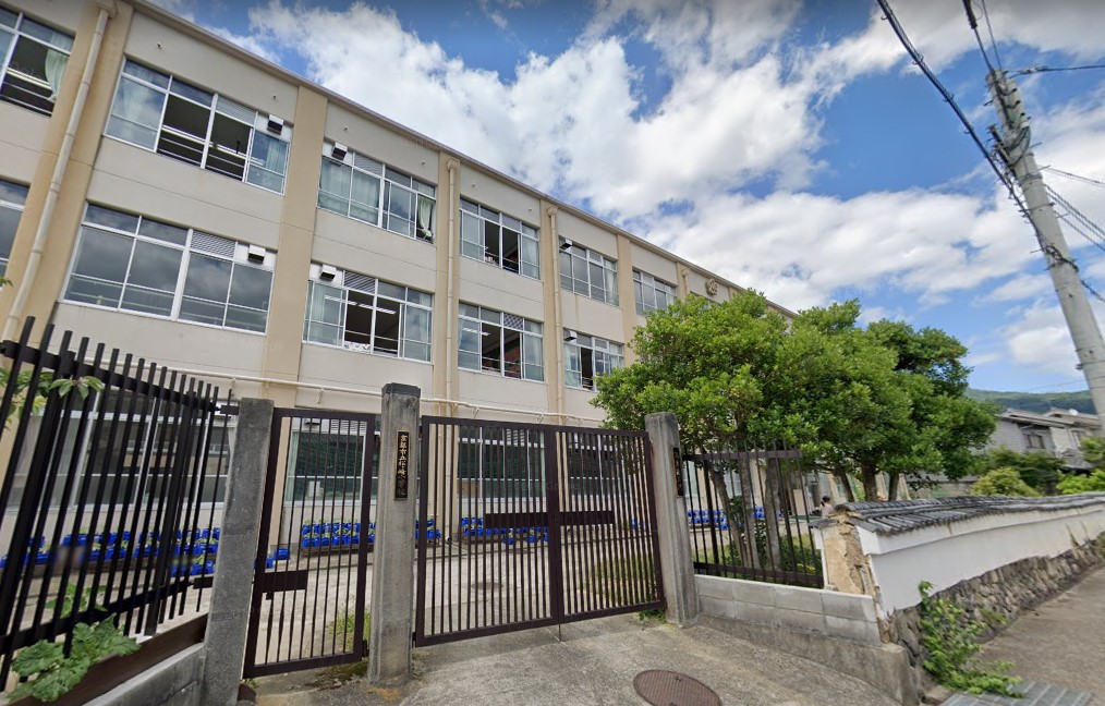 小学校　京都市立松ケ崎小学校（小学校）まで694m