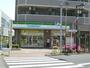 コンビニ　ファミリーマート（コンビニ）まで570m