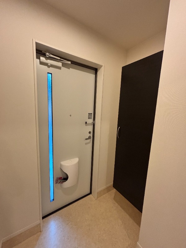 玄関　同型イメージ写真