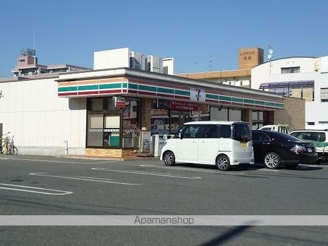 コンビニ　セブンイレブン西尾寄住店（コンビニ）まで600m
