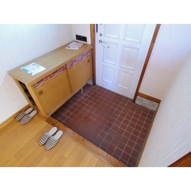 御代田一戸建ての玄関写真
