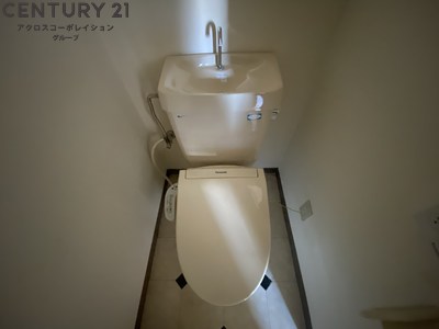 トイレ　シンプルで掃除のしやすいトイレです！