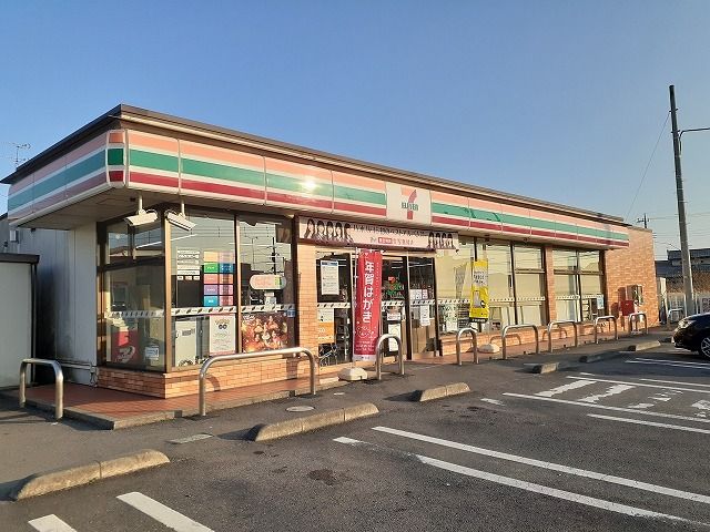 コンビニ　セブンイレブン西川田２丁目店（コンビニ）まで850m