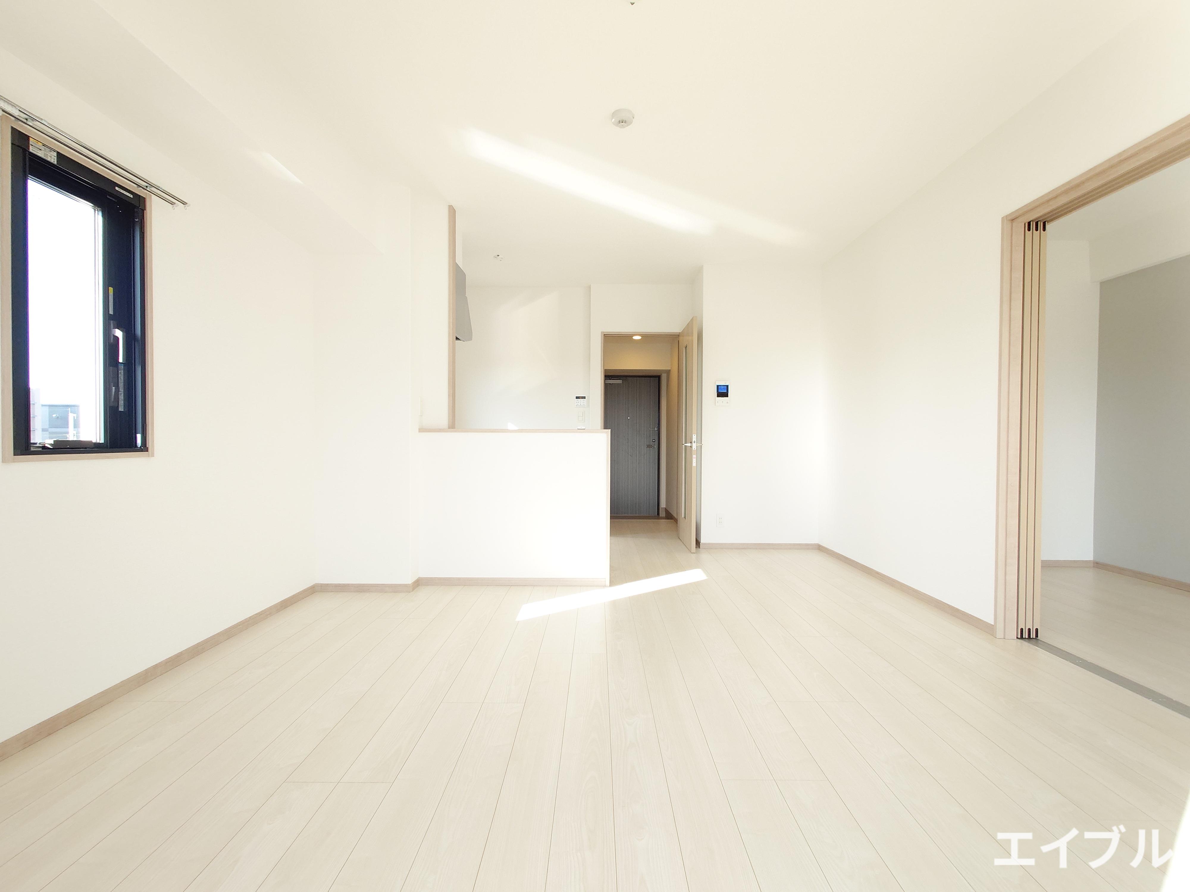 WISTERIA SUITEの居間写真