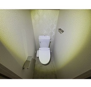 エスリードレジデンス ザ・グラン新大阪フラッツのトイレ写真