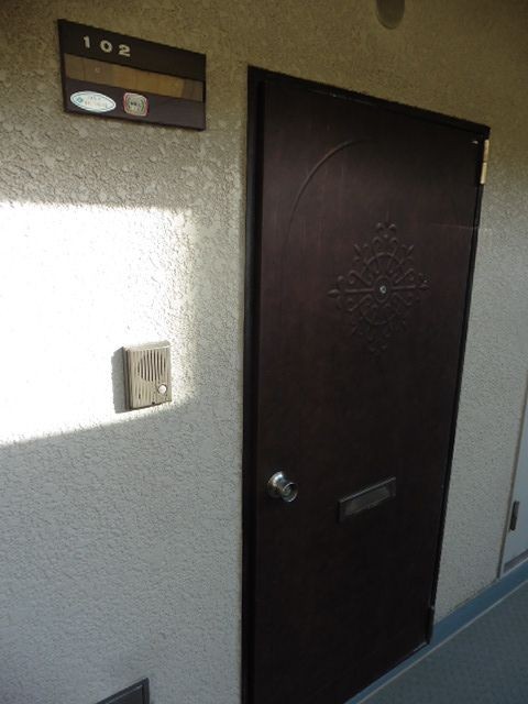 オパス四条の玄関写真