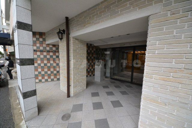 サンレムート江坂eastの外観写真