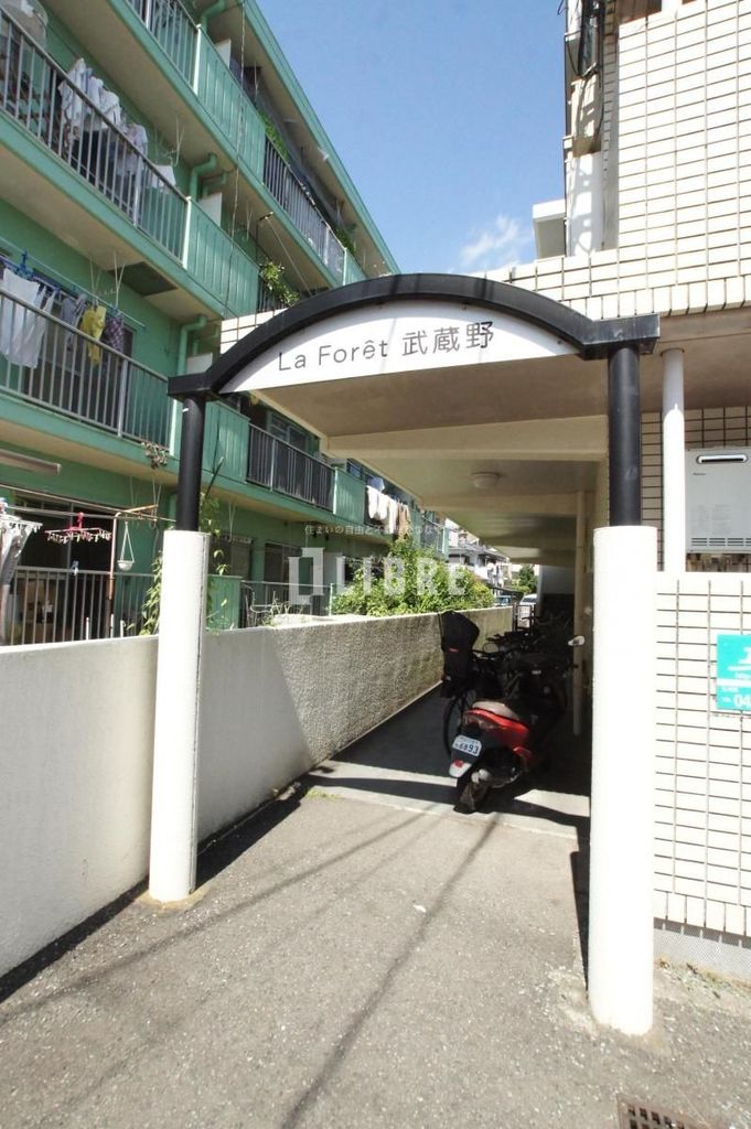 西武拝島線 武蔵砂川駅 徒歩10分 5階建 築42年の外観写真