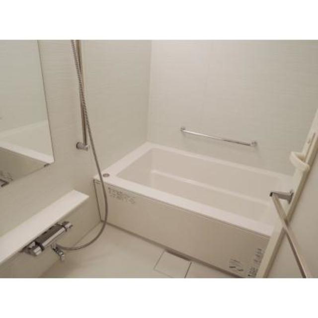 バス・シャワールーム　※写真は同タイプ住戸です。