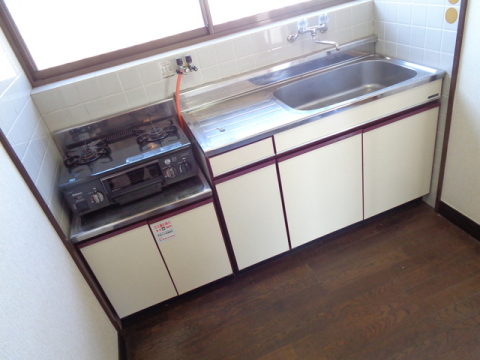 ＪＲ草津線 甲西駅 徒歩13分 2階建 築34年のキッチン写真