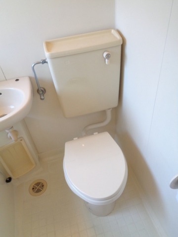ＪＲ草津線 甲西駅 徒歩13分 2階建 築34年のトイレ写真