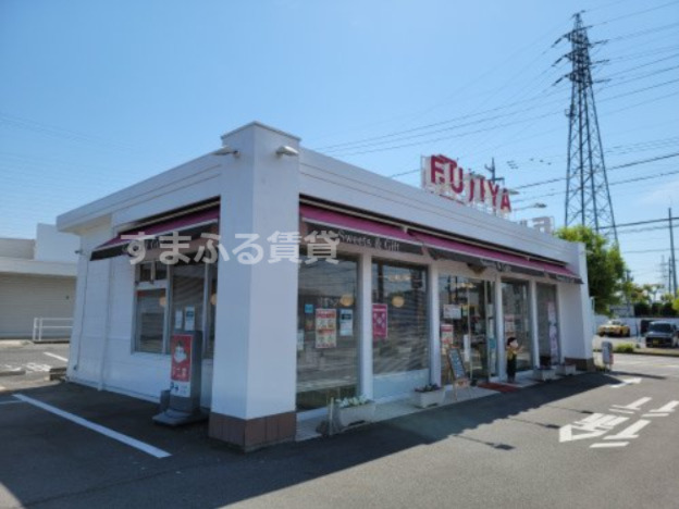 飲食店　不二家 FC刈谷築地店（飲食店）まで952m