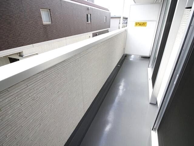 玄関　エアコン完備