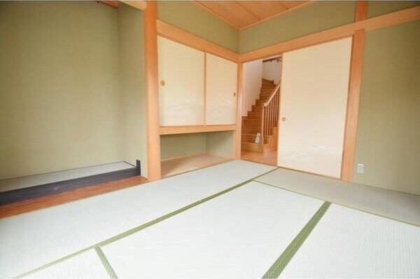 伊勢原市神戸貸家の内装写真
