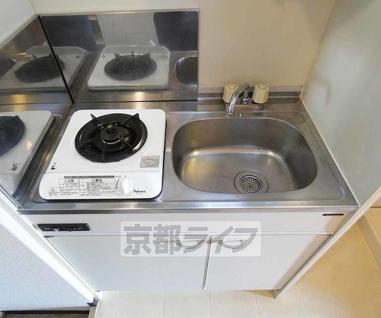 ＪＲ東海道本線 西大路駅 徒歩5分 4階建 築30年のキッチン写真