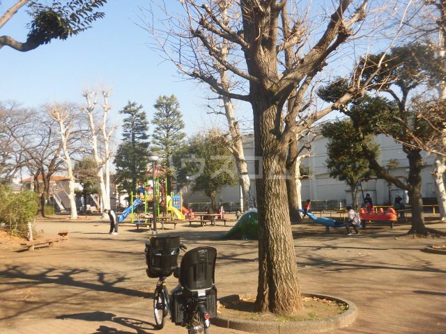 公園　矢川上公園（公園）まで900m