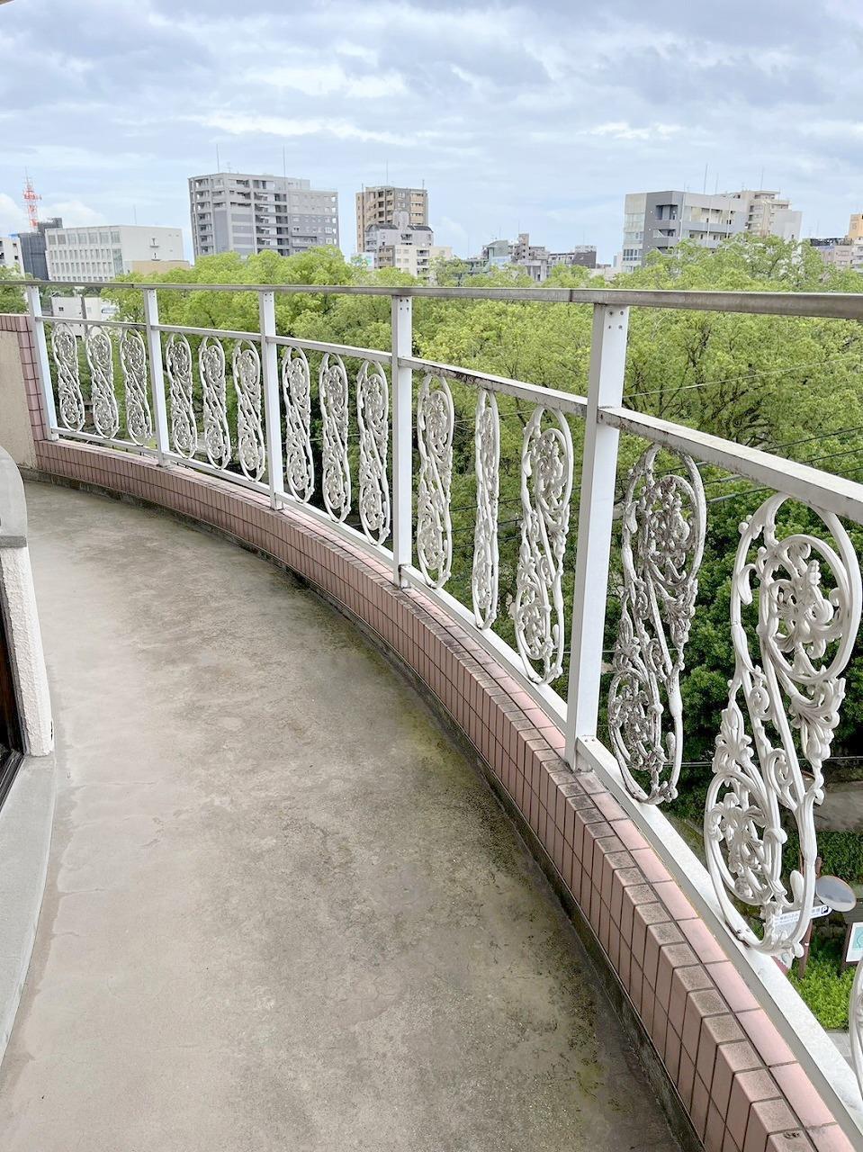 ロイヤルリバーマル善の内装写真