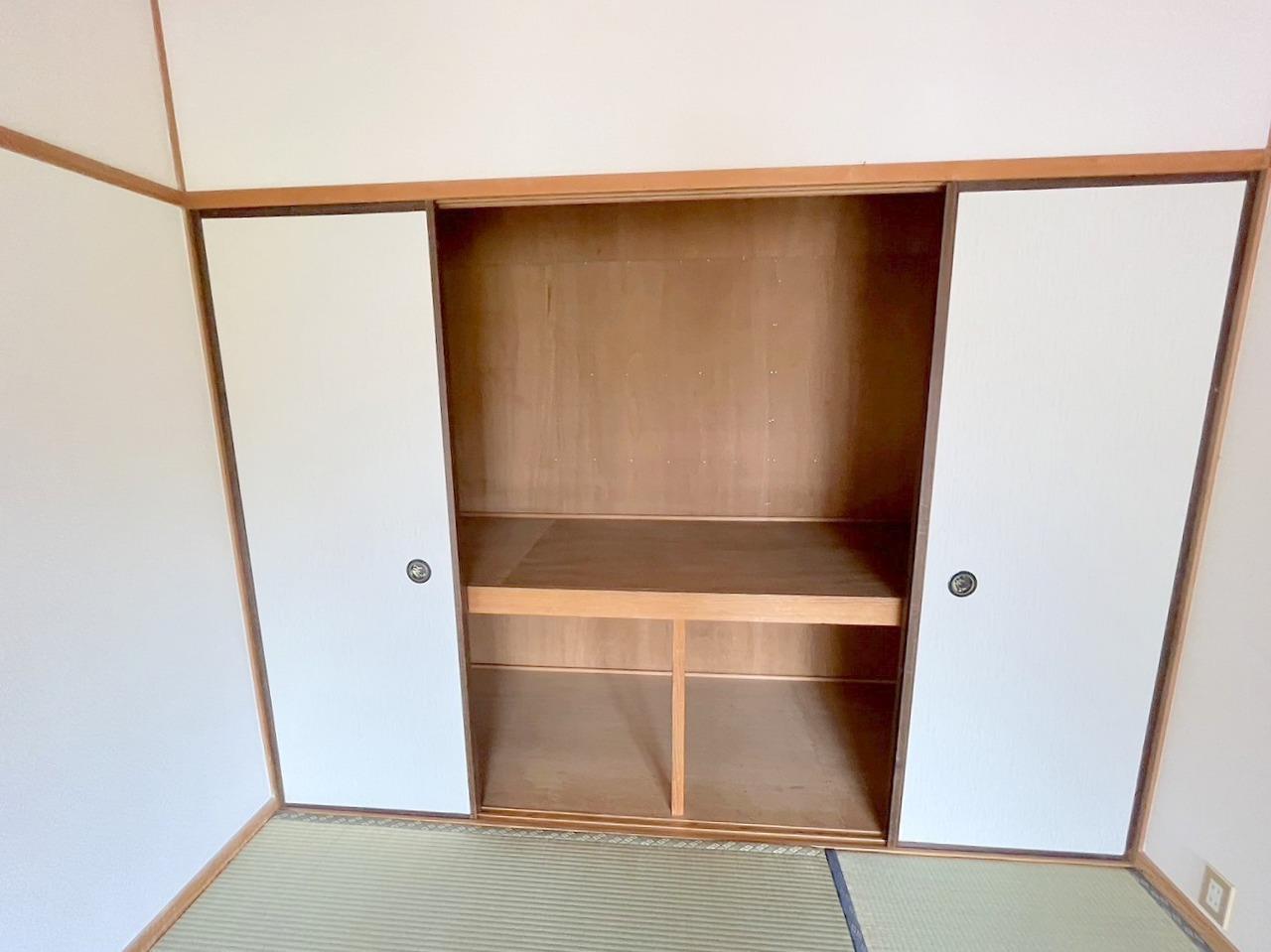 ロイヤルリバーマル善の内装写真
