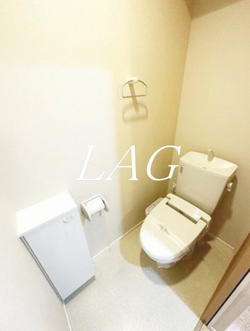 東急東横線 元住吉駅 徒歩4分 3階建 築14年のトイレ写真