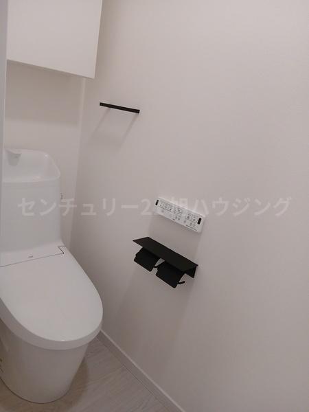 トイレ　温水洗浄便座完備