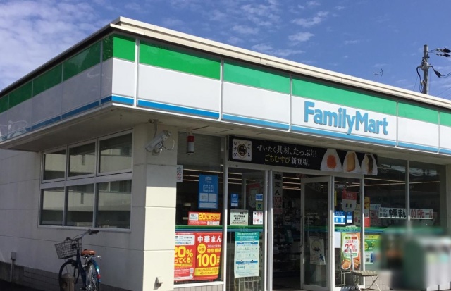 コンビニ　ファミリーマート　大津神領二丁目店（コンビニ）まで158m