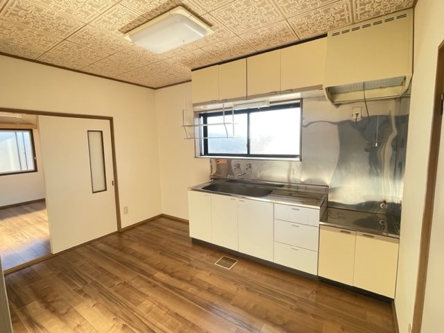 カスタムコーポIIの居間写真
