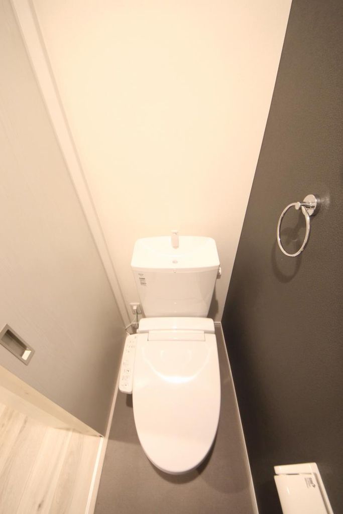 北総線 松飛台駅 徒歩6分 2階建 築5年のトイレ写真