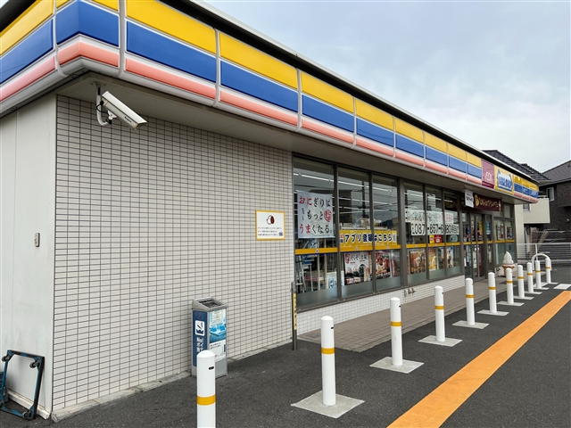 コンビニ　ミニストップ高松多肥下町店（コンビニ）まで107m